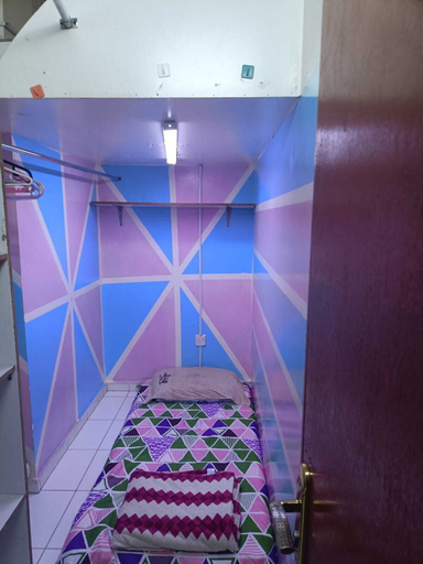 Others 5, Daily capsule for visitors in Bur Dubai, Dubai