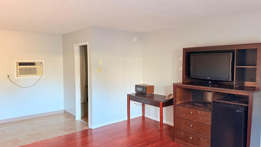 Others 2, Portland Value Inn & Suites Near PDX Airport, Multnomah