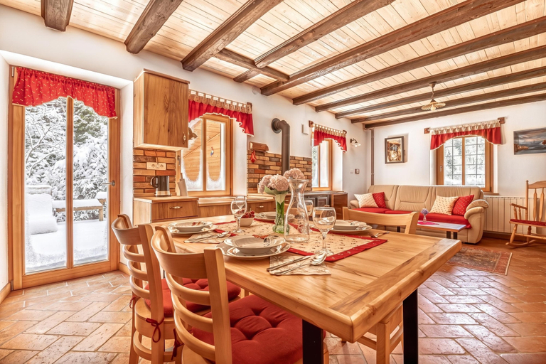 Food & Drinks 4, House By The Stream in Soca Valley, Kanal