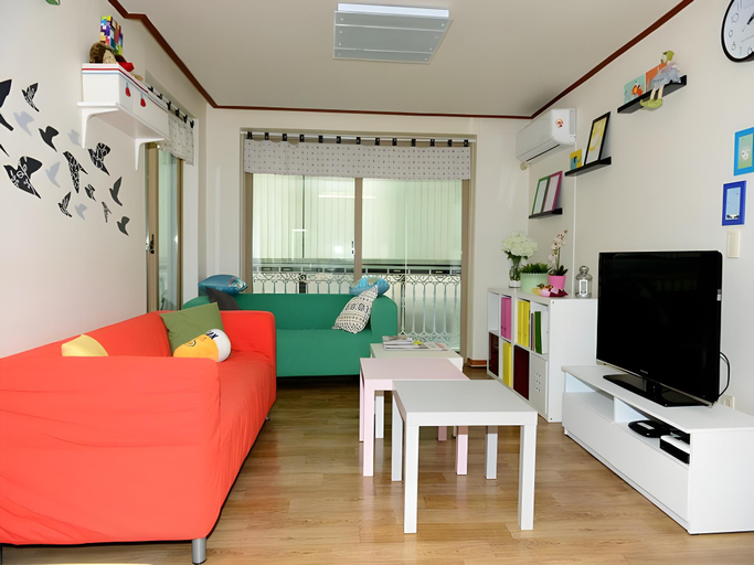 Others 4, My Little Guesthouse, Mapo