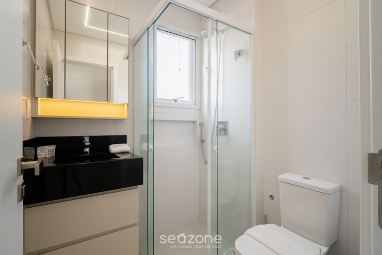 Others 2, Apt w/ Balcony and Grill 220m From the Sea Car0201, Florianopolis