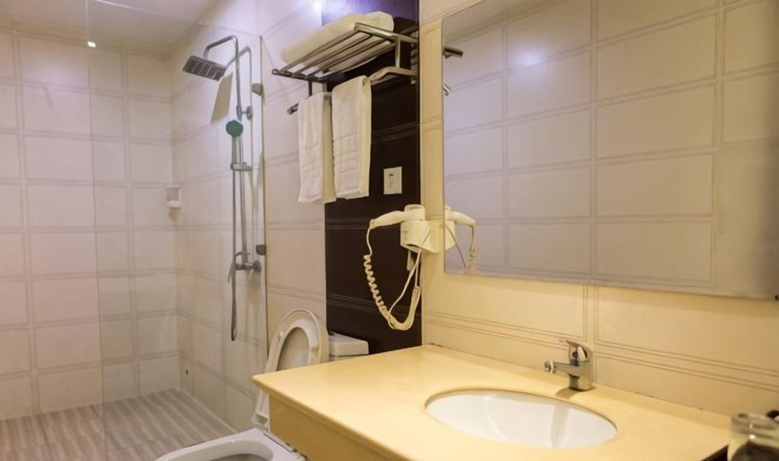 Bathroom, Linhai H Chain Lihao Star Hotel, Taizhou