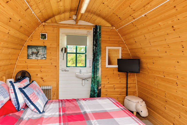 Bedroom 4, Glamping Pod in St Austell, Sleeps 2 With Spa Pool, Cornwall
