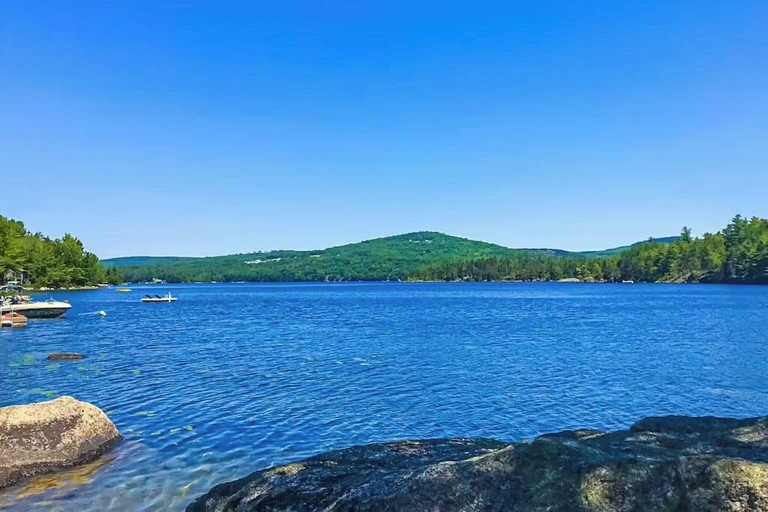 Others 3, Spacious Lakefront Home With a Sandy Beach, Kayaks, and Stunning Panoramic Views, Hancock