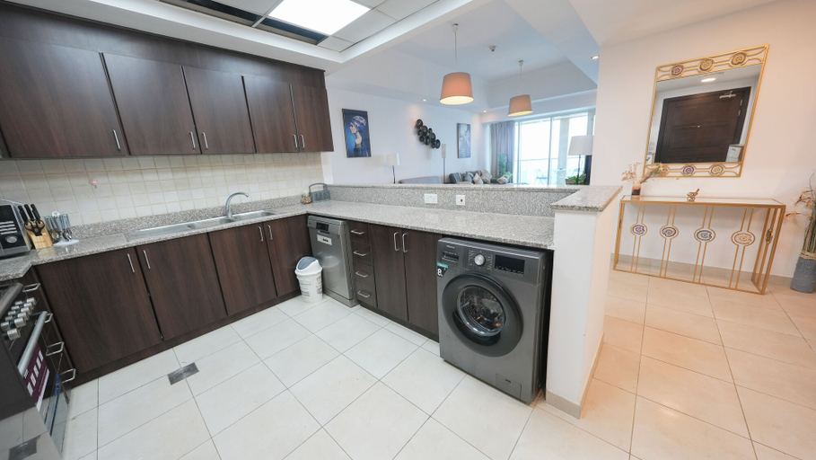 Others 5, Yogi - Incredible 2BR with Balcony and Burj Khalifa Views, Dubai