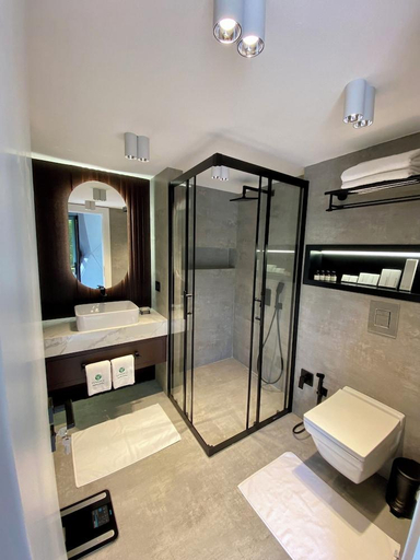 Bathroom 5, Qafqaz Thermal & Spa Hotel, Qəbələ