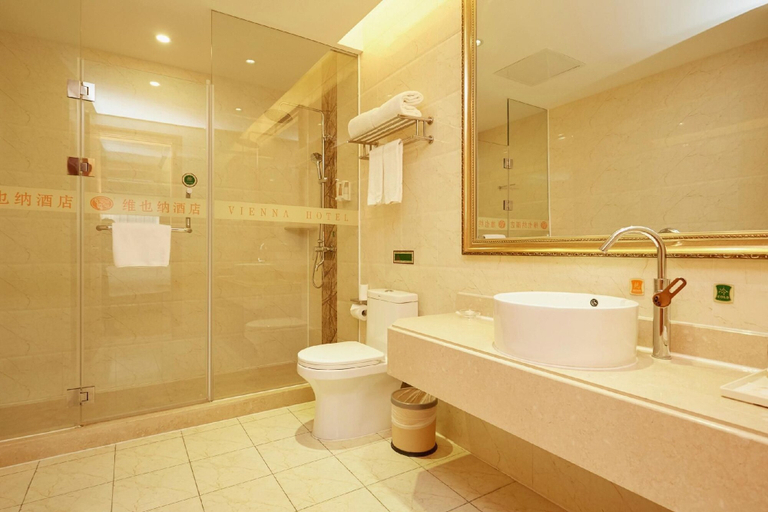 Bathroom 4, Vienna Hotel, Shanghai