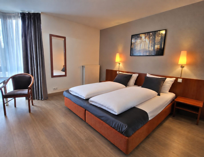 Bedroom 3, Concorde Hotel Ascot, Düsseldorf