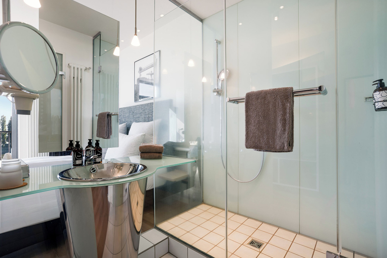 Bathroom 4, INNSiDE by Meliá Bremen, Bremen