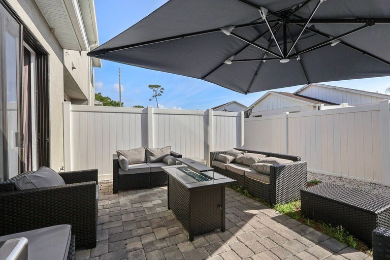 Others 2, Terra Esmeralda Home Near Disney for 9 Guests, Osceola