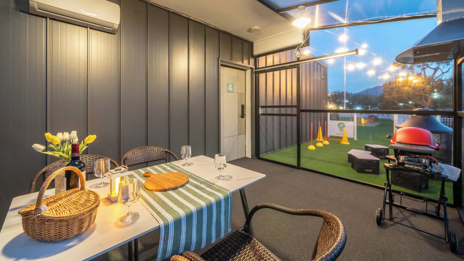 Food & Drinks 5, Gapyeong Dangdangi Pet Poolvilla Blue, Gapyeong