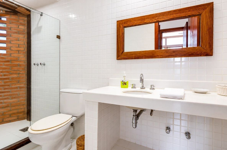 Bathroom 4, Bz81 Pé na areia na Praia da Ferradura, Armação dos Búzios