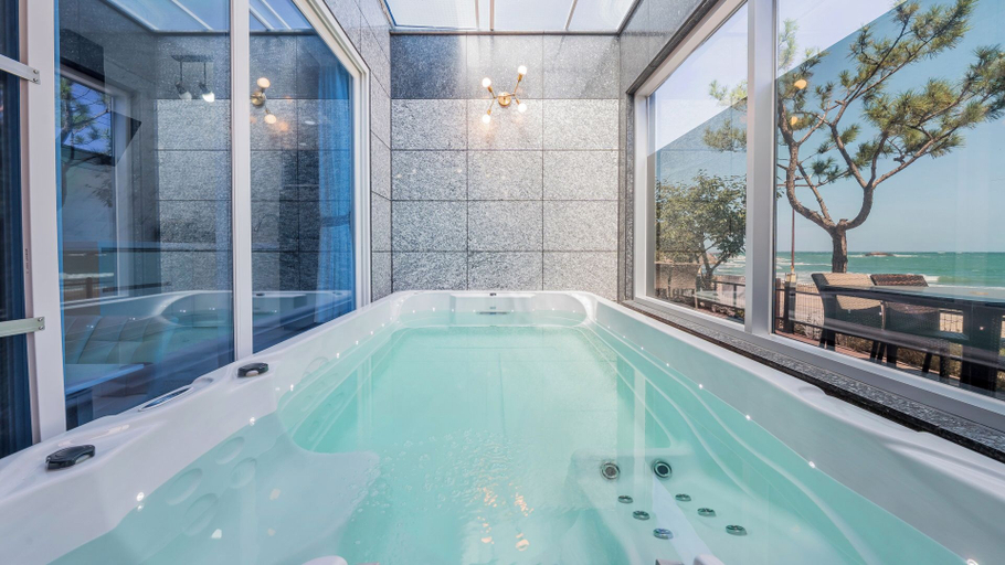 Sport & Beauty 5, Pohang Playbeach Poolvilla, Pohang
