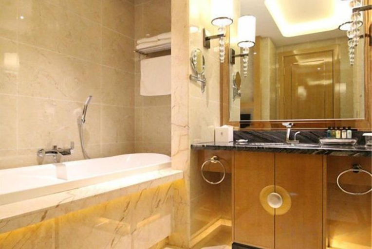 Bathroom 4, Yi Jin Hotel, Harbin