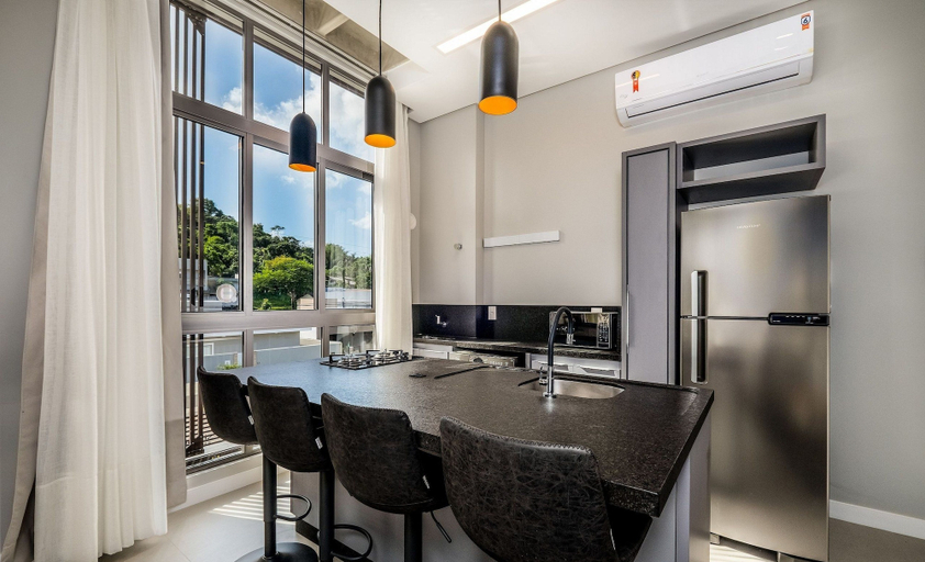 Others 5, Beautiful Loft 750m From Canas Beach Tps212, Florianopolis