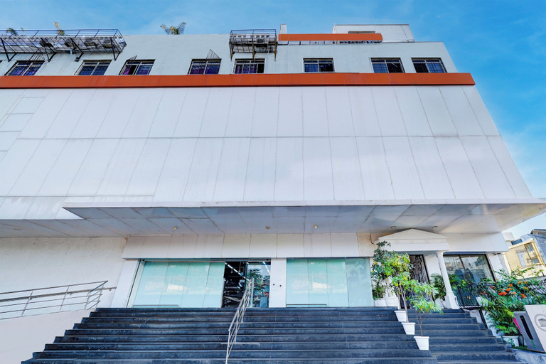Others 1, LIVING SUITES, Bangalore