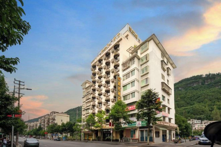 Exterior & Views 2, Boji Liya Hotel, Qiannan Buyei and Miao