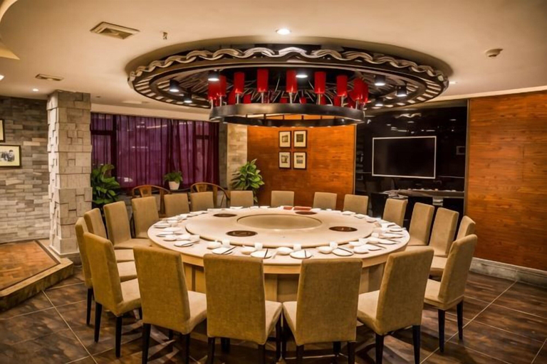 Food & Drinks 5, Hengsheng Kejia Courtyard, Shaoguan