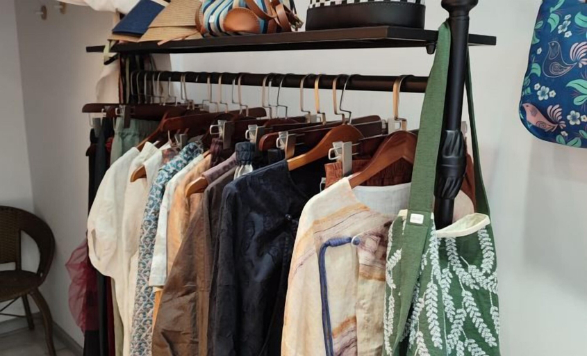 Others 5, Yunhu Inn, Dali Bai