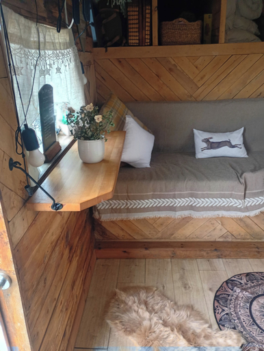 Others 2, The Shack Cabin Sleeps 3 With Enclosed Garden, Hampshire