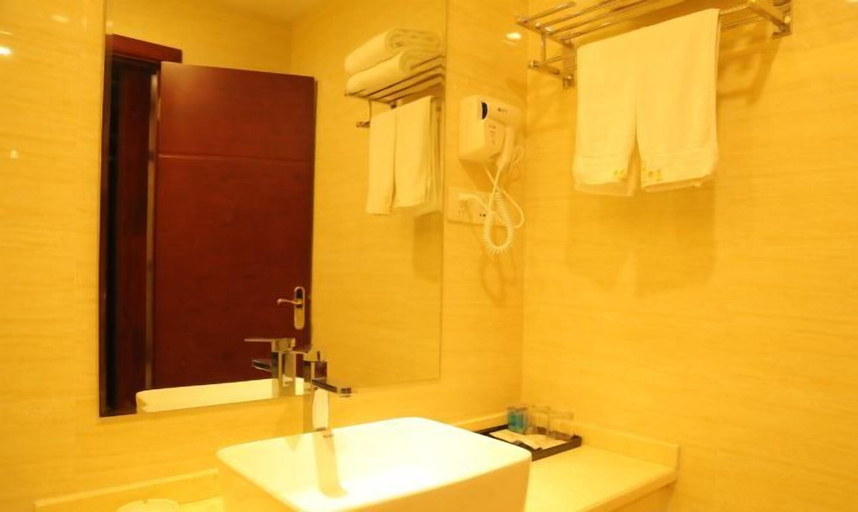 Bathroom 4, Haiyue Junlan Hotel, Huangshan