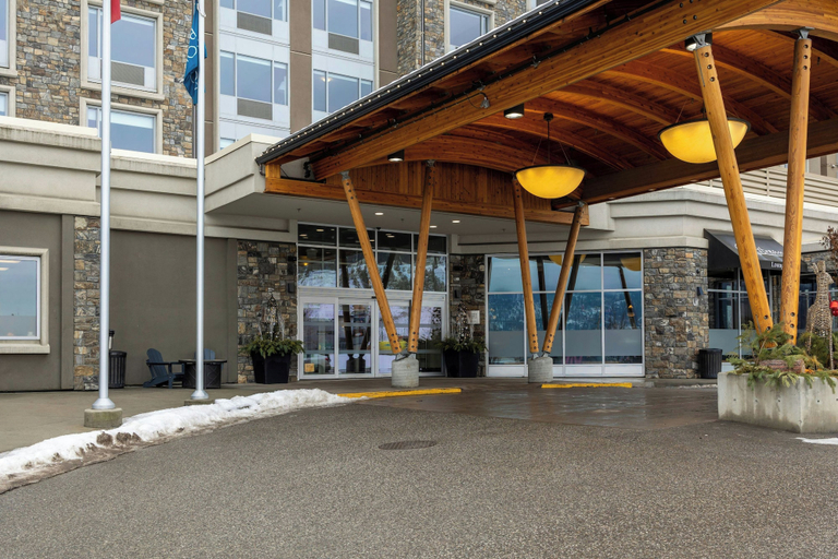 Exterior & Views 2, Four Points by Sheraton Kelowna Airport, Central Okanagan