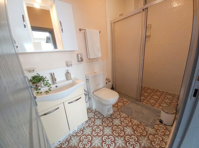 Bathroom 5, Medellin Apart Hotel Istanbul, Fatih