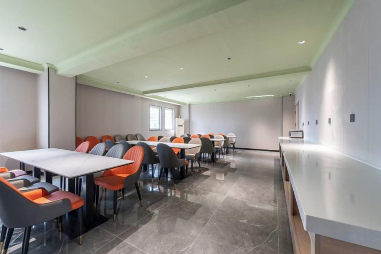 Food & Drinks 4, GreenTree Inn Express Hotel (Weihai High-speed Railway Terminal Port Branch), Weihai