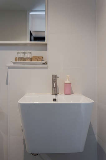 Bathroom 5, iThaphae Hotel, Muang Chiang Mai