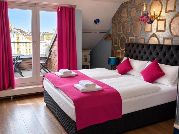 Bedroom 5, Hotel Village, Hamburg