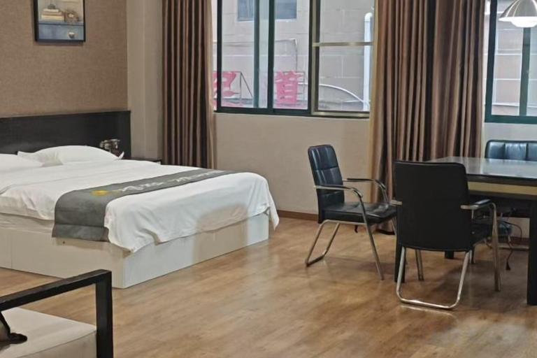 Bedroom 5, Linlong Hotel in Yinjiang, Tongren