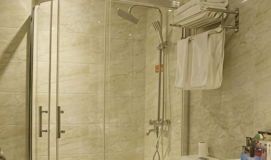Bathroom 4, Dongfang Haomen Wangting Boutique Hotel, Huzhou