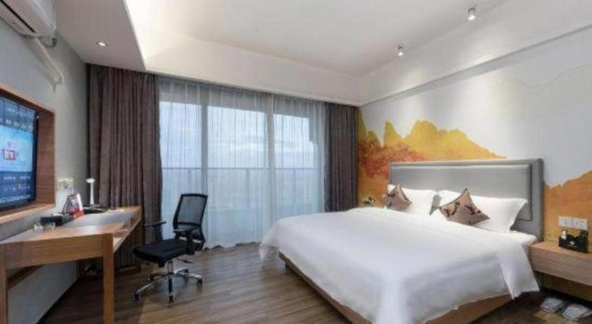 Bedroom 2, Qingyuan Zhongkai Huafu Holiday Hotel, Qingyuan