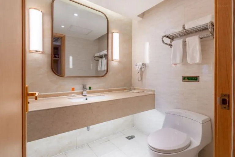 Bathroom 4, Vienna International Hotel, Jingmen