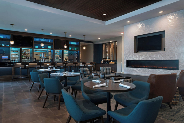 Food & Drinks 5, Four Points by Sheraton Fort Worth North, Fort Worth