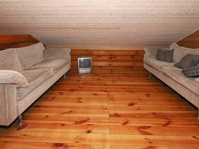 Others 5, 4 Star Holiday Home in Hadsund, Mariagerfjord