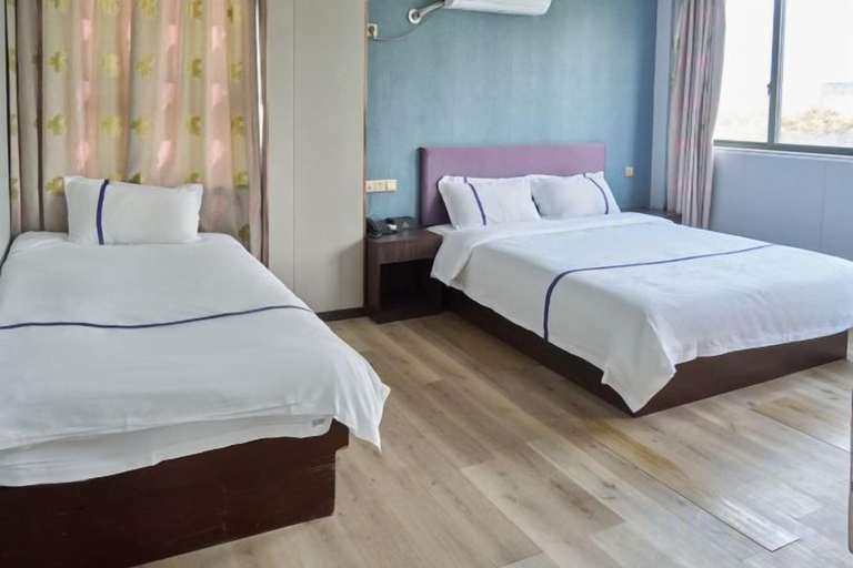 Bedroom 3, edinburgh hotel, Jiaxing
