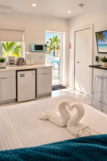 Others 5, The Marlin Beachside, Broward