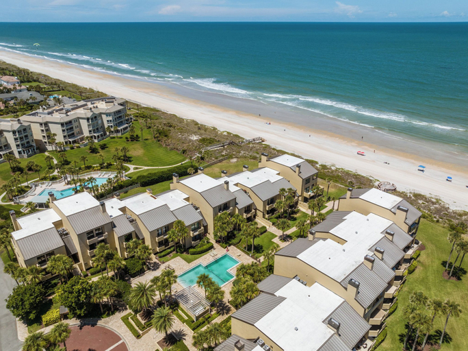 Exterior & Views 2, Spinnakers Reach 704 by Distinctive Beach Rentals, Saint Johns