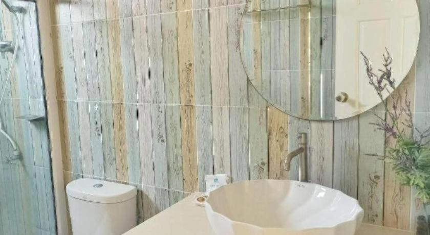 Bathroom, Charisma Resort, Suan Phung