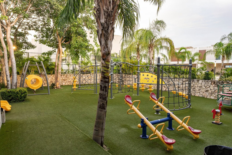 Others 2, Apt Wpadel Kidsclub 3 Pools Beach Club Access, Mérida