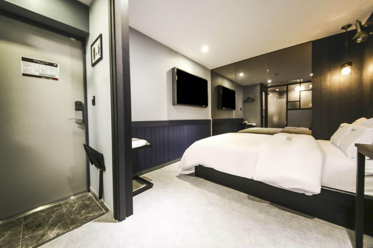 Bedroom 3, Suwon City Hall Station Ice Cream, Suwon