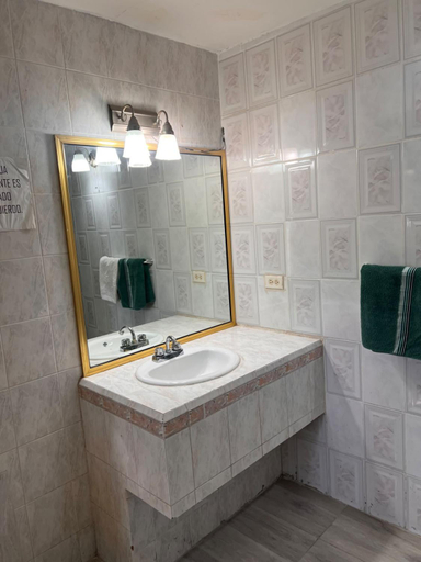 Bathroom, hotel angeles, San Luis Río Colorado