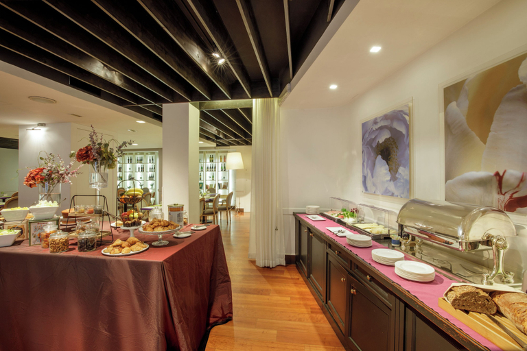Food & Drinks 5, Fenix Hotel, Rome