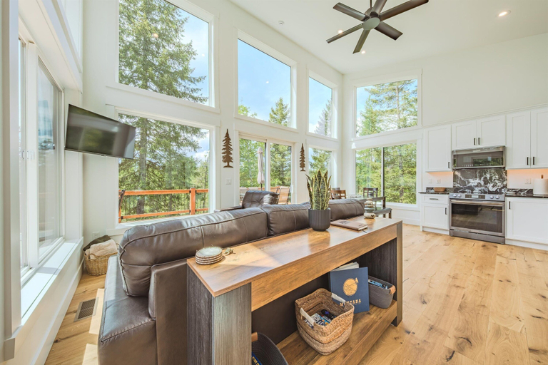 Others 1, Big Sky Retreat - Mountain Views, Flathead