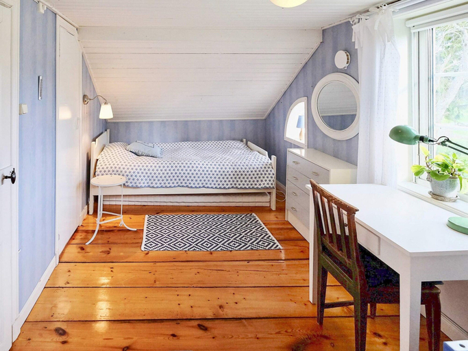 Bedroom 3, 7 Person Holiday Home in Grisslehamn, Norrtälje