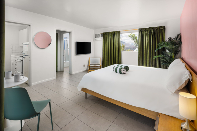 Bedroom 4, Sagewater Springs - Adult Only, Riverside