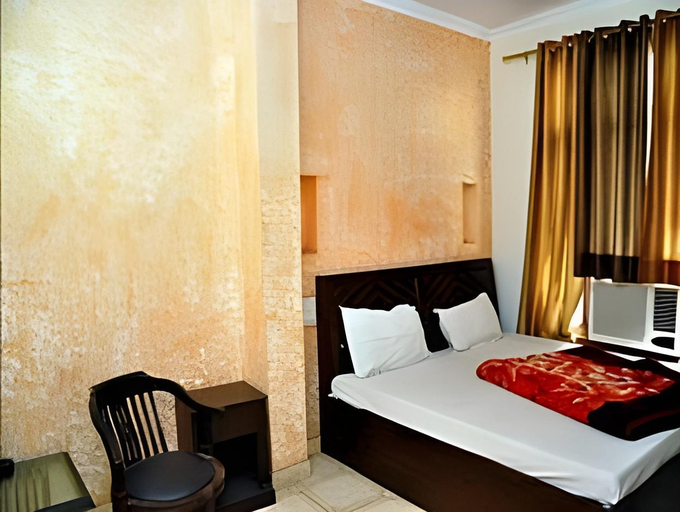 Bedroom 4, Hotel Silver Bell, Chandigarh