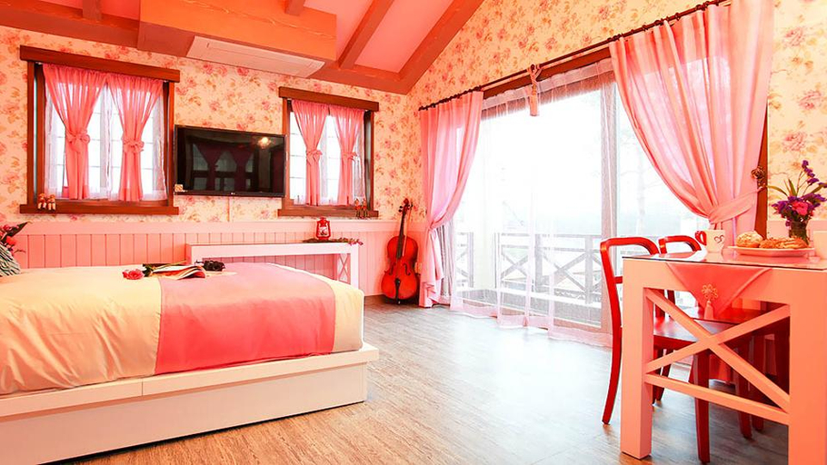 Bedroom, Petit Tomato Pension in Gyeongju, Gyeongju