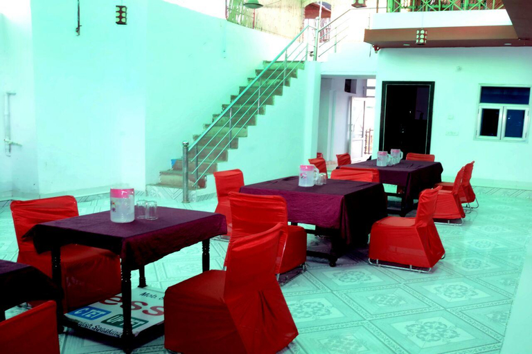 Food & Drinks 4, New Bonfire Hostel, Agra